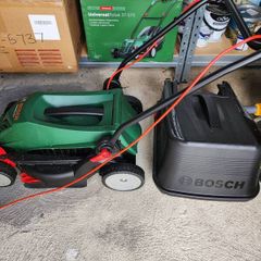 Bosch Universal Rotak 37-570 corded lawnmover