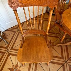 Master Craftsmanship Solid Oak Dining Table & 6 Chairs