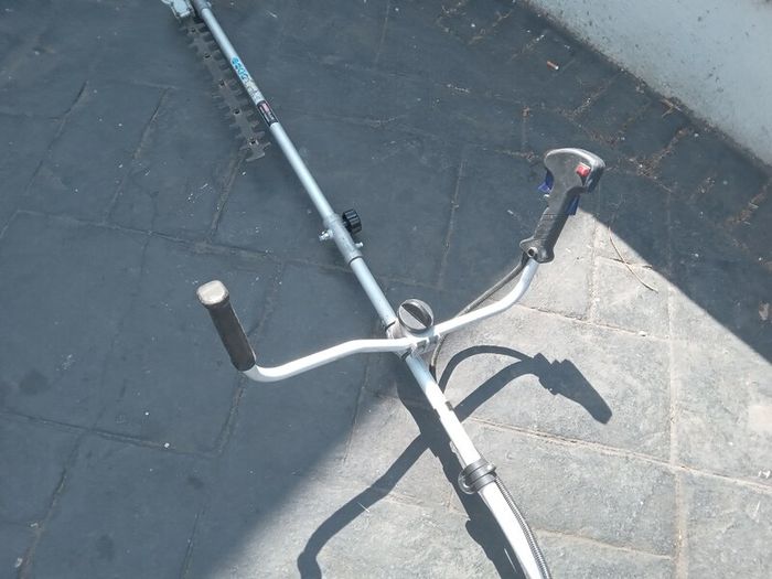 Powerbase strimmers
