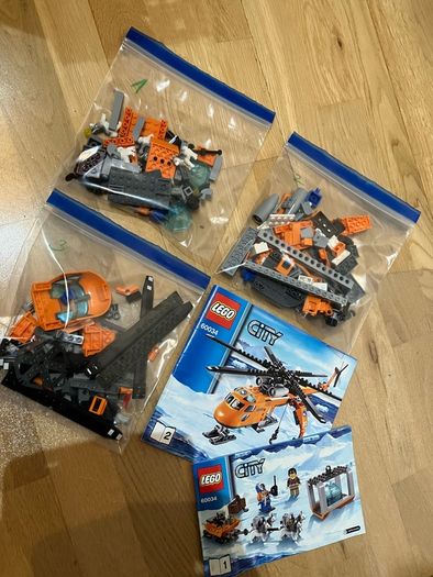 Arctic Helicopter LEGO Set