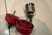 Hole cutting sockets