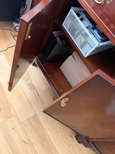 Sideboard