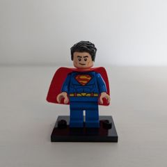 Lego Superman Mini Fig