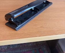 A4 - 3 ring paper punch