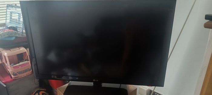 42" LG tv