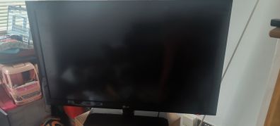 42" LG tv