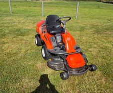 Husqvarna R214TC