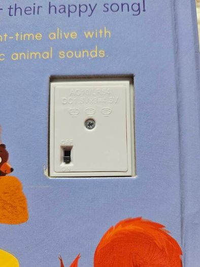 Owl Says Hoot - A Noisy Touch-and-Feel Night Book