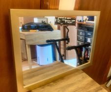 Elegant Gold Framed Wall Mirror (71 cm x 51 cm) Excellent Condition