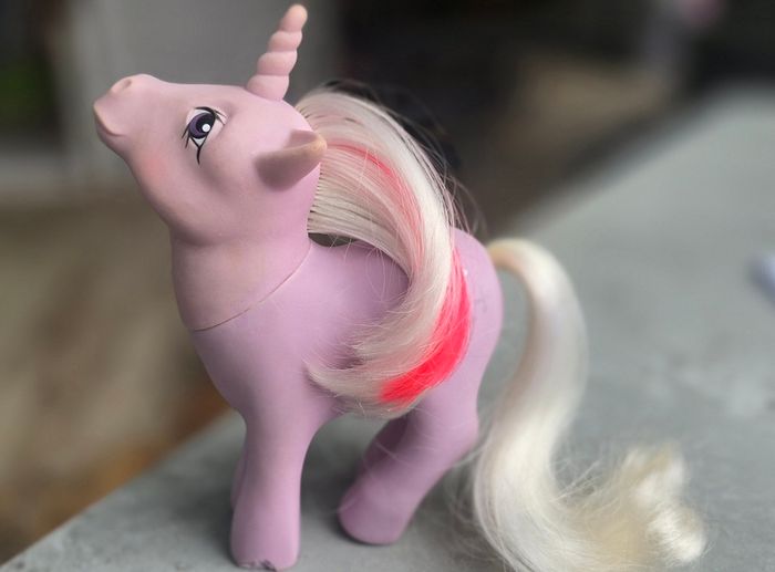 TLC Powder Unicorn Ponies MLP G1 My Little Pony Hasbro