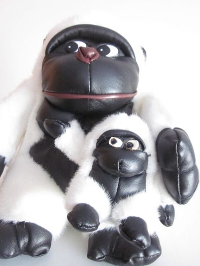 Plush Mania Gorilla with Baby Gorilla Stuffed Toy 9"