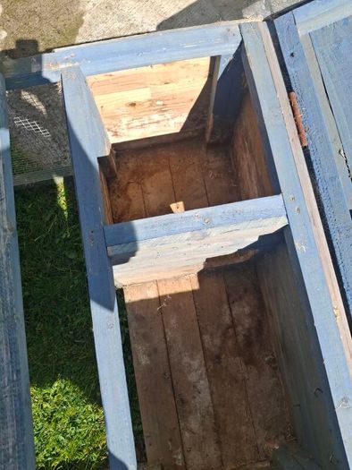 rabbit hutch