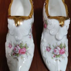 Vintage Paragon "Victoriana Rose"  Pair Miniature Shoes