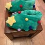 Willow by Leigh Tucker novelty Christmas tree slippers size 9-10 (kids) in like new condition) Image 2