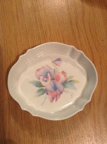 Aynsley " Little Sweetheart". dish
