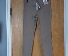 Primark Push Up Stretch  Jeggins. S.12.   B.N.W.T.