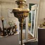Fantastic victorian brass oil lamp . extends to 2m. Image 10