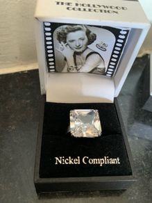 The Hollywood Collection Newbridge Ring