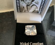 The Hollywood Collection Newbridge Ring