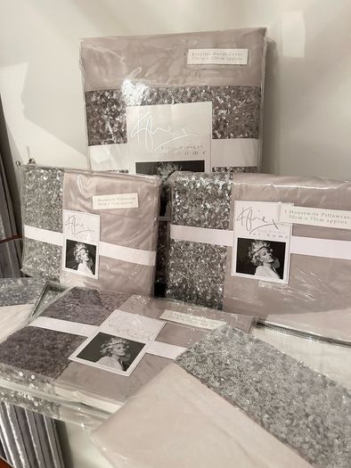 Kylie Minogue Mezzano Praline Huge King Size Bedding Set Duvet Cover Pillowcases