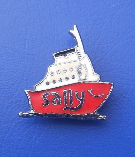 SALLY LINE (UK ferry company) - souvenir enamel badge of the Sally Line mascot (1980's)