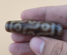Vintage 9 Eyes Himalayan Tibetan Agate Dzi Bead Amulet