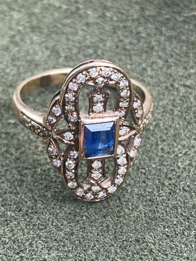Ring Gold Sapphire Diamond Ring
