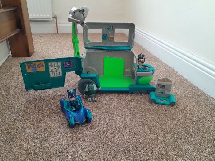 PJ Masks Romeo's Lab playset