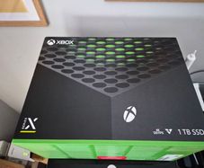 Xbox Series X 1TB Bundle