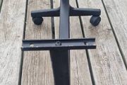 Stand on wheels