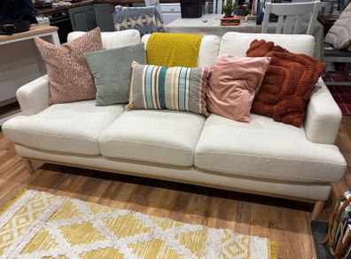 Kave Mihaela Boucle Sofa / Couch