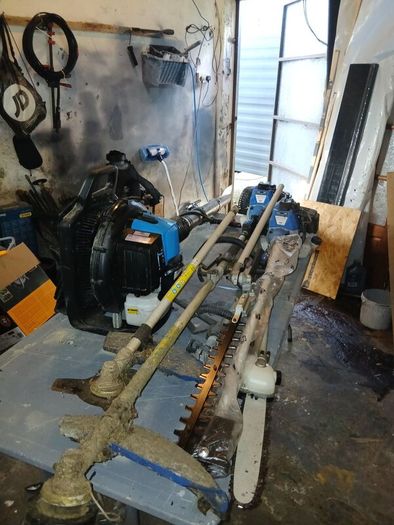 HBM machines leafblower and 2 multifunction strimm