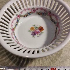Lovely Antique Bavaine Flowery Dish.