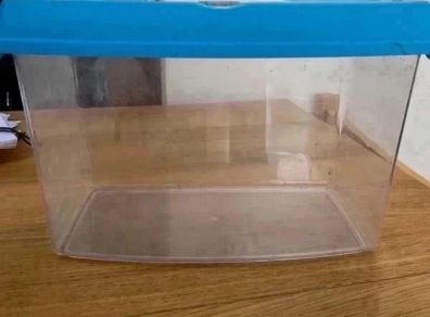 Small Fish Tank / Pet Carrier