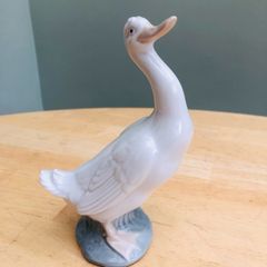 NAO By Lladro Goose Figurine