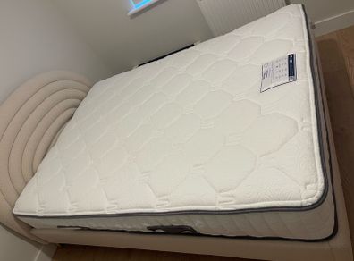 Double Mattress Respa - New