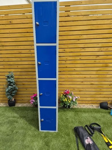locker