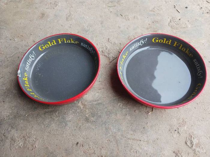 Two Gold Flake Ashtray from 1990