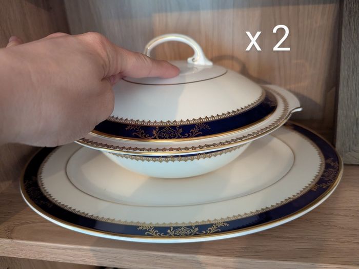 Royal Grafton Viceroy fine bone china dinner set