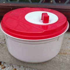 Salad Spinner (missing Insert) Used.