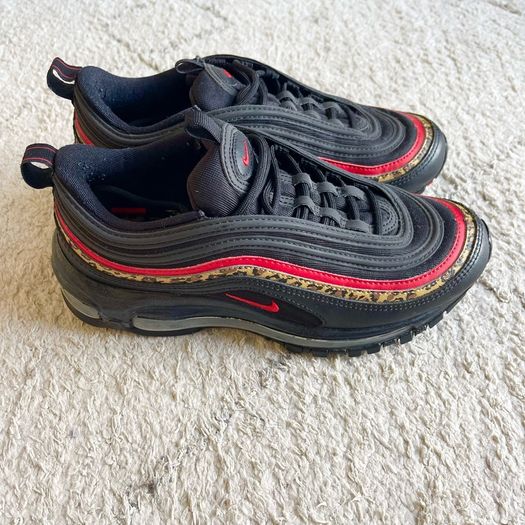 Nike trainers