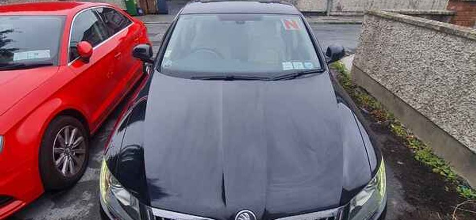 Skoda Superb 1.6 TDI Elegance High Spec