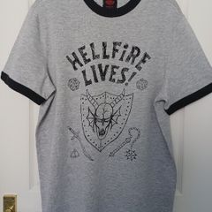 NEW Mens Stranger Things Tshirt Size Medium