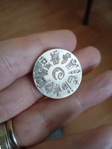 history of Ireland brooch pin