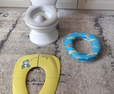 Toilet training potty & accessories