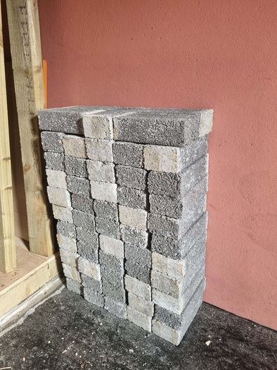 55 Concrete Bricks