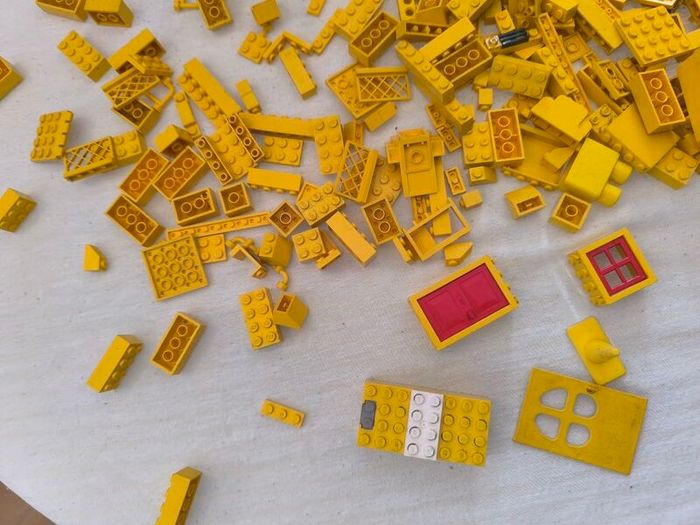 Vintage 80s Lego Bundle