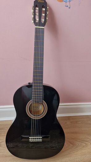 Valencia guitar