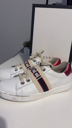 Gucci runners
