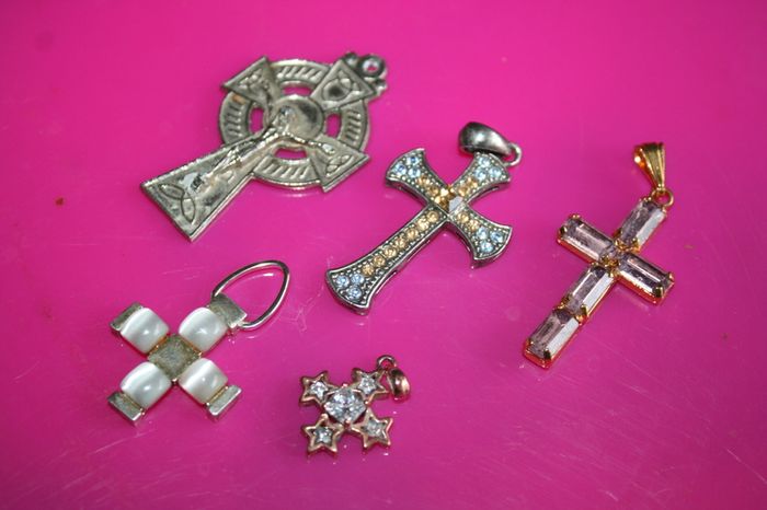 Collection of 5 Crosses Jesus Christian Onyx Zirconia Others 5cm , 3,5cm